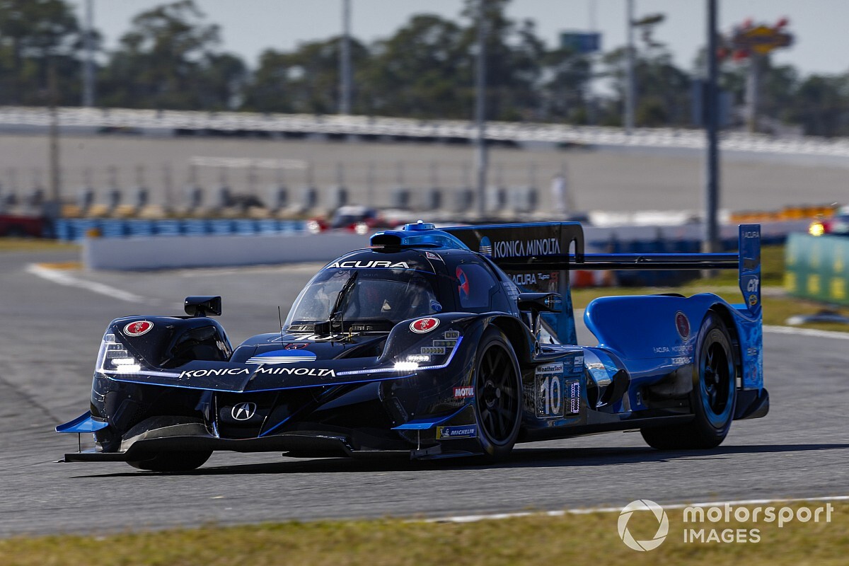 Rolex 24, H18: WTR Acura leads with six hours to go