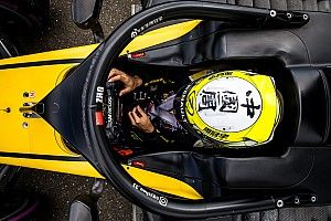 Zhou Ingin Buktikan Dirinya Layak Balapan F1