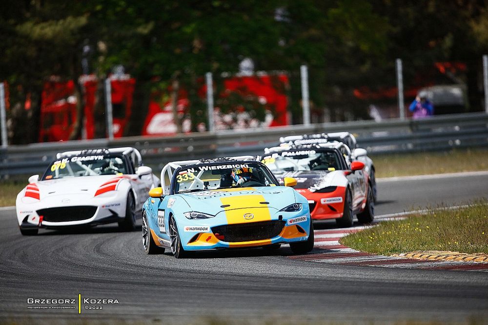 Ruszył drugi sezon Unitel Mazda MX-5 Cup Poland