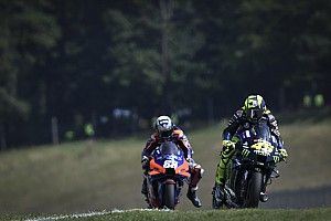 Rossi: "KTM puede luchar por el campeonato"