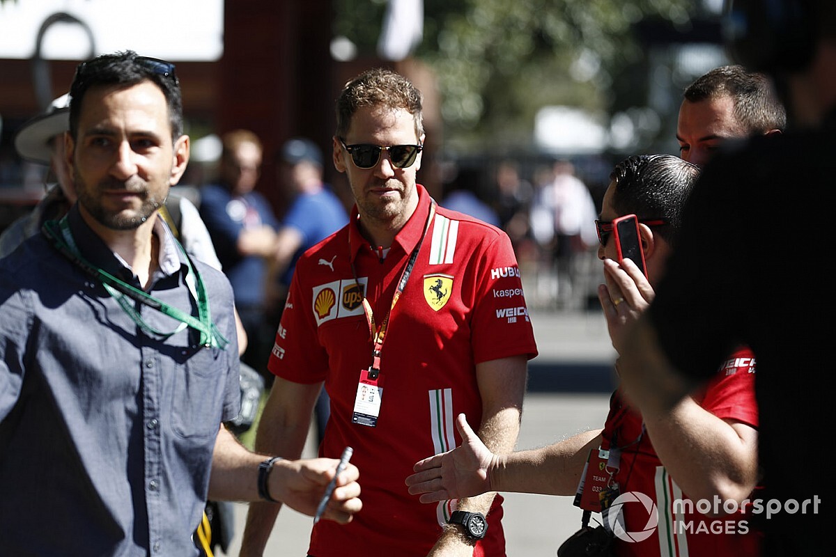 Ferrari faz nova proposta para renovar com Vettel; veja detalhes