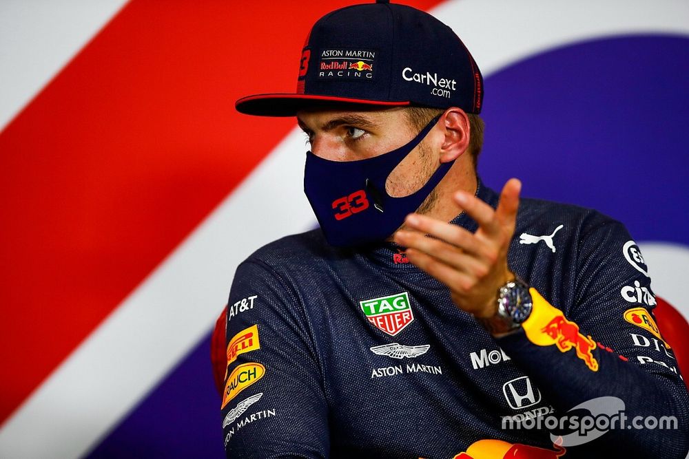 Ферстаппен объяснил, зачем отписался от Red Bull и Honda в соцсетях