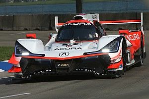 Montoya e Cameron regalano il successo al team Penske a Detroit