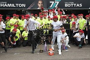 Wolff nem szeretné, ha Hamilton "unalmas alak" lenne