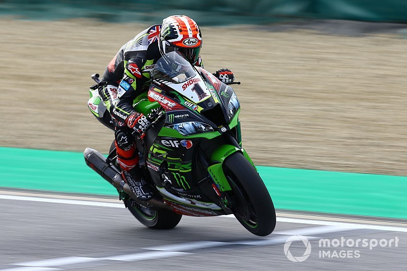 Rea gana la Superpole Race en Imola