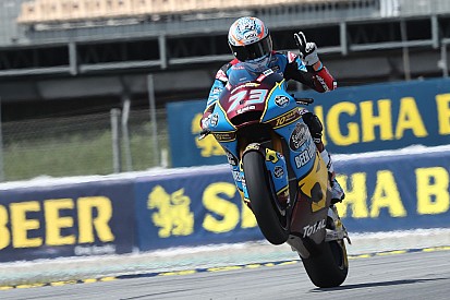 Moto2 Barcelona: Marquez voltooit hattrick, Bendsneyder P18