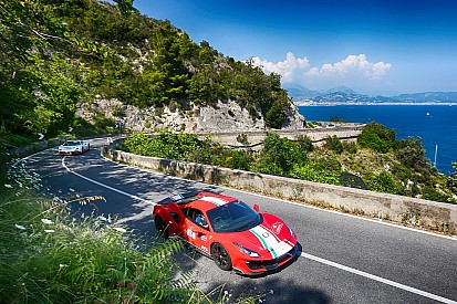 La Cavalcade porta in Campania il mondo di Ferrari