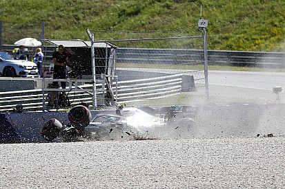 EL2 - Leclerc domine après les crashs de Verstappen et Bottas