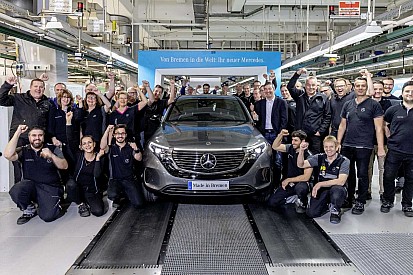 Mercedes-Benz розпочав виробництво першого електрокара
