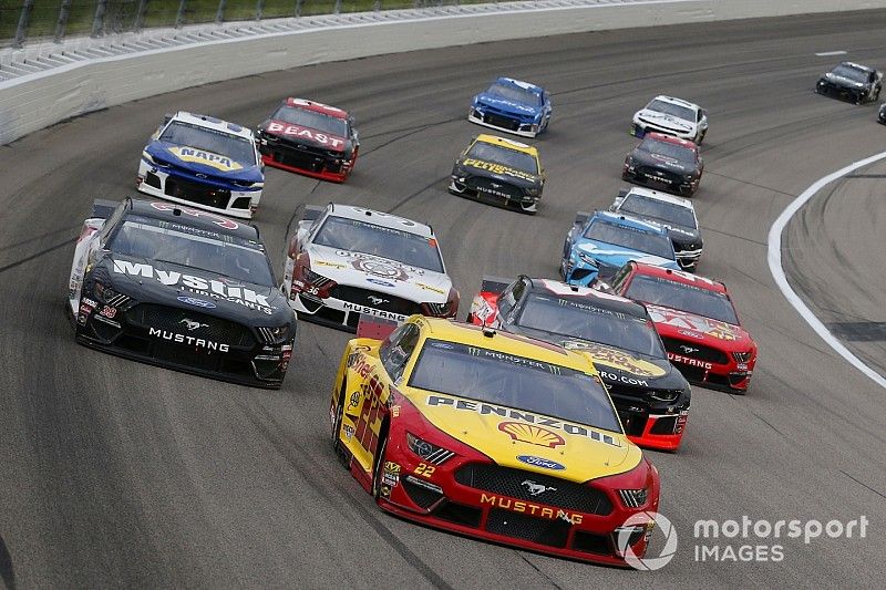  Joey Logano, Team Penske, Ford Mustang Shell Pennzoil