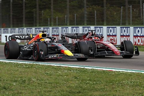 Ферстаппен отобрал у Леклера победу в первом спринте 2022 года