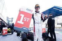 Kucharczyk wraca na fotel lidera