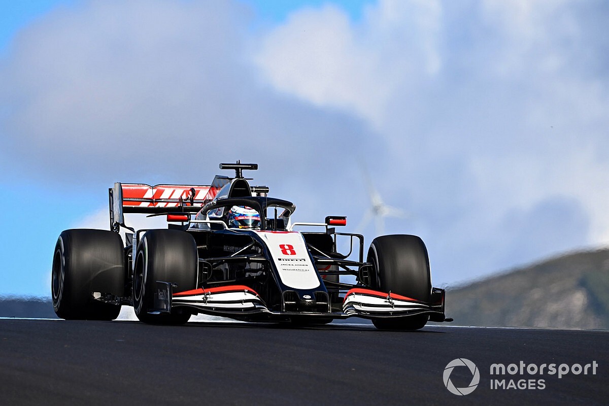 Grosjean: "Contrario ai team radio pubblici in TV"