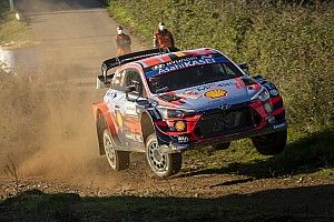 WRC, Rally Italia, PS10: Neuville è super e torna secondo!