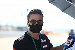 James Toseland Senang Honda Lakukan Peremajaan pada WSBK 2022