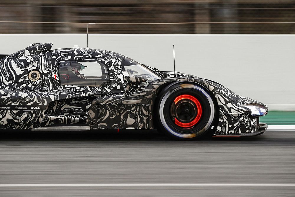 “Complicated” Porsche LMDh project facing “uphill battle” – Cindric