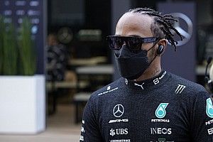 F1: Hamilton se livra de punições por bandeira amarela e incidente com Mazepin