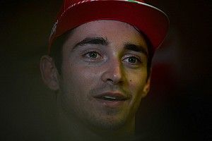 Ericsson espera que Leclerc “chute alguns traseiros” na Ferrari