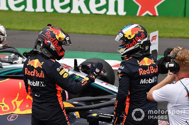 Ricciardo és Verstappen hallani sem akar arról, hogy kiüthetik egymást Mexikóban