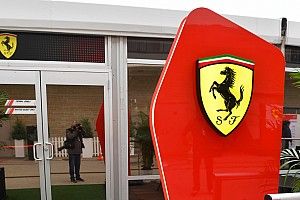 A Ferrari is megérkezett a Hungaroringre