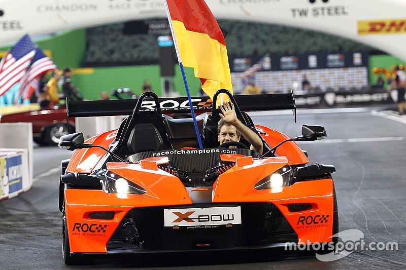 Formule 1-iconen Vettel en Coulthard nemen deel aan Race of Champions