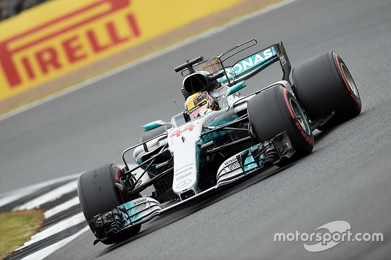 GP di Gran Bretagna: Hamilton domina, Ferrari doppia foratura nel finale!