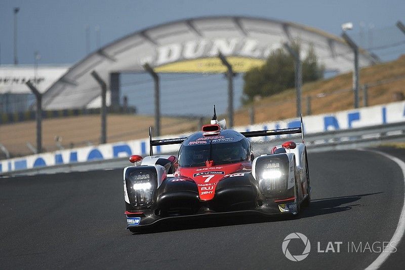 Toyota на три секунды опередила Porsche на тестах в Ле-Мане