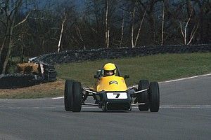 El primer coche de Ayrton Senna se mostrará en Race Retro.