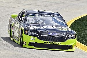 Ford searching for their first Martinsville victory in 15 years