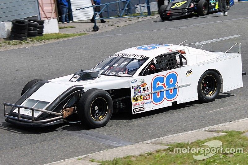 Stu Robinson Jr. keeps new winner streak alive in OMRS Tour at Flamboro