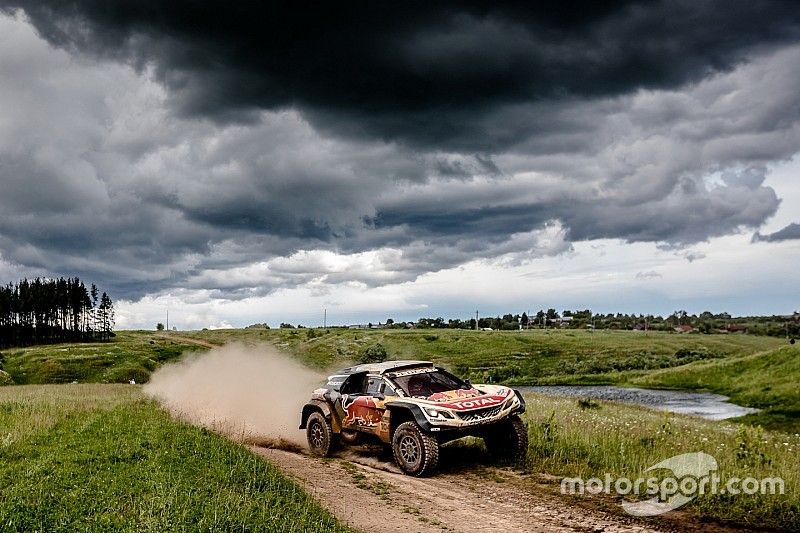 #104 Peugeot Sport Peugeot 3008 DKR: Sébastien Loeb, Daniel Elena