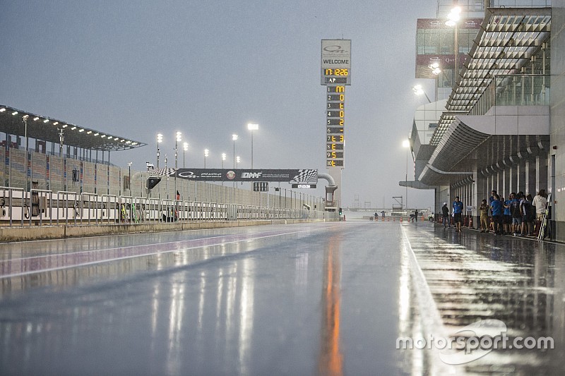 Hujan ganggu hari pertama tes Moto2 dan Moto3 di Qatar
