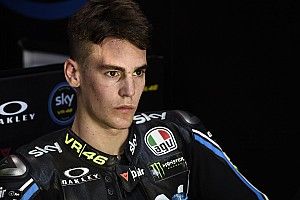 Stefano Manzi dijatuhi penalti grid di Jerez