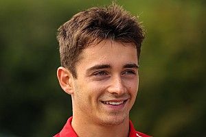 Leclerc garante quatro aparições com Sauber na F1
