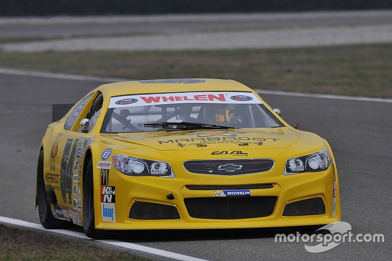 Alon Day takes Elite 1 victory in NASCAR Whelen Euro playoff opener
