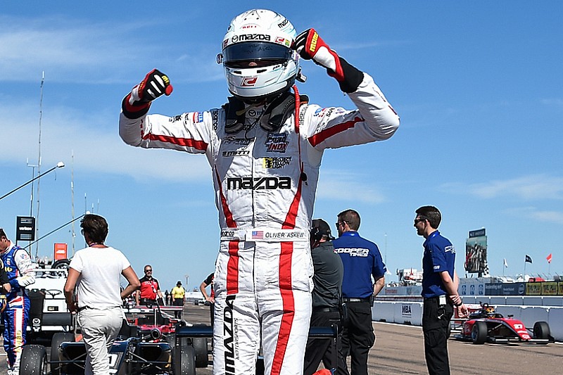 Barber USF2000: Askew doubles up in dominant style