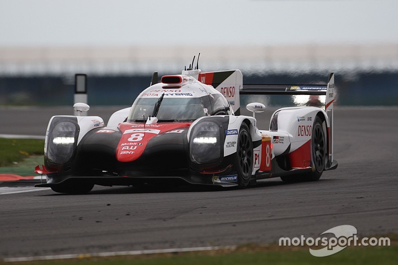 Silverstone, Libere 1: il primo acuto è di Buemi e della Toyota