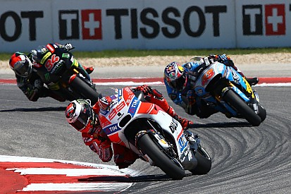 Lorenzo blames tyre graining for late Austin slump