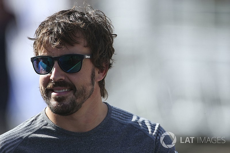 McLaren promete “fazer de tudo” para manter Alonso em 2018