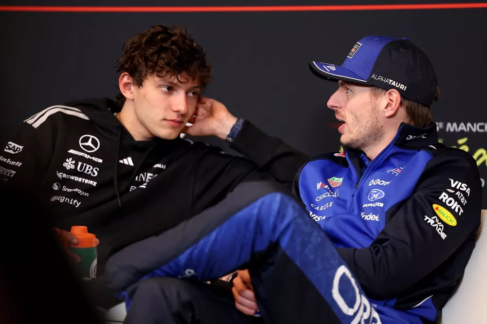 Andrea Kimi Antonelli, Mercedes, Max Verstappen, Red Bull Racing