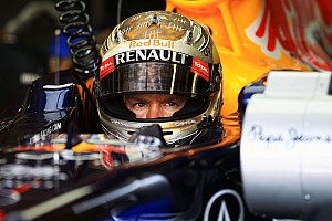 1/18 レッドブル・レーシング RB7 セバスチャン・ベッテル 日本GP