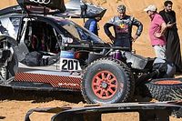 Audi Harap Bisa Perbaiki Mobil Sainz demi Kemenangan Etape di Sisa Dakar