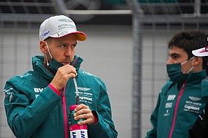 Vettel Tak Menyesal Gagal Reuni dengan Red Bull