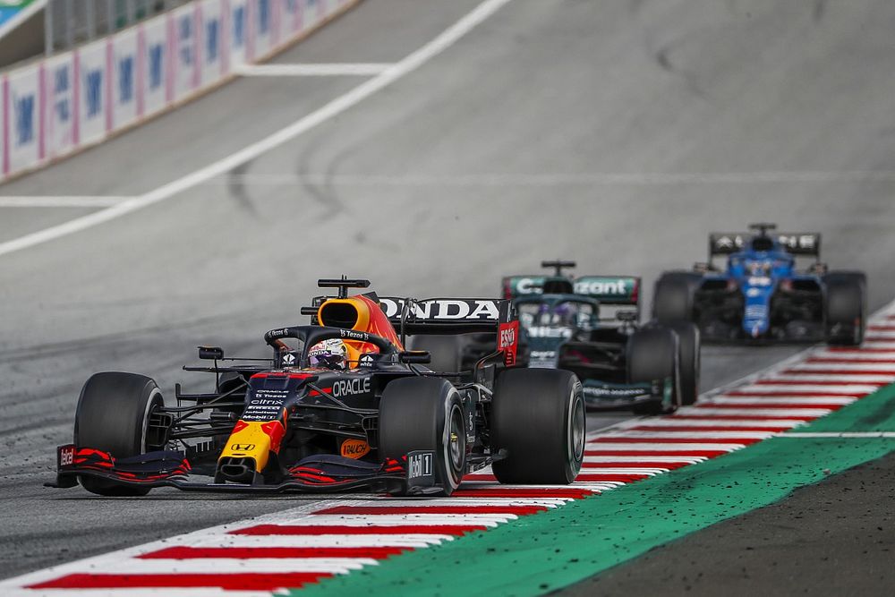 Hasil FP1 F1 GP Inggris: Verstappen Tajam di Depan Duo Inggris
