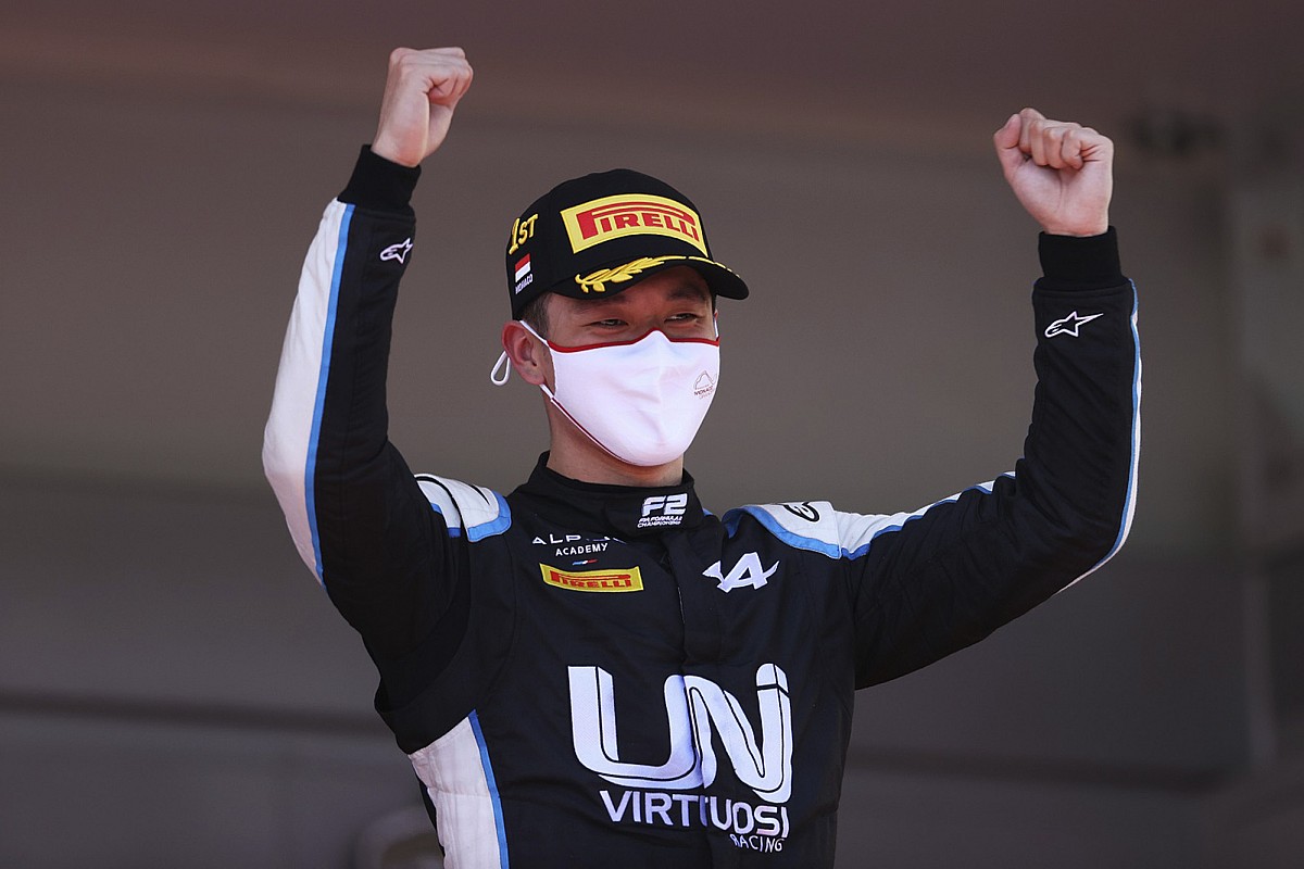 Alpine gunt Zhou in Oostenrijk debuut in F1-training