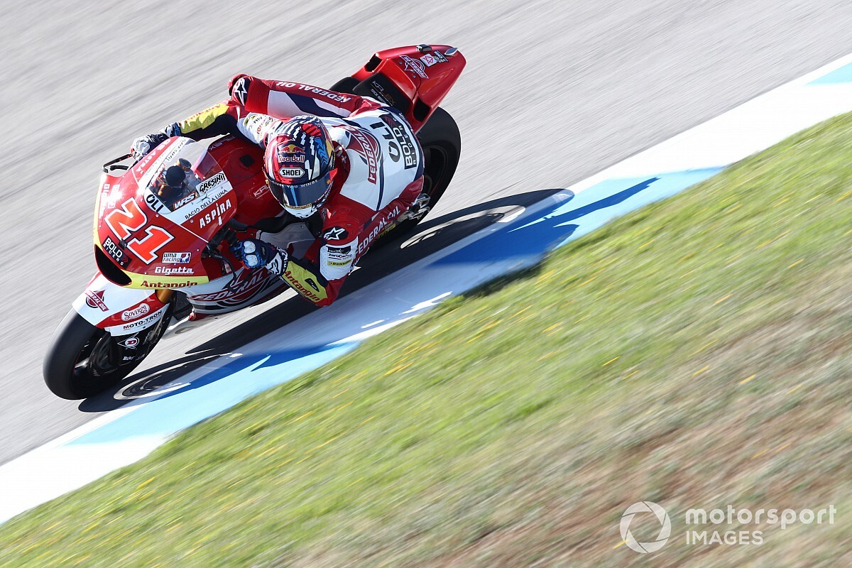 Moto2スペイン決勝:ディ・ギャナントニオが逃げ切って嬉しい初優勝。小椋藍7位でフィニッシュ