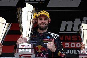 Van Gisbergen bisuje w Townsville