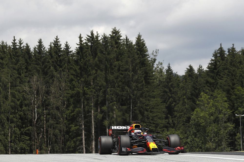 Verstappen pole amara: "Non felice per come è arrivata"