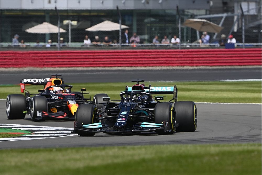 Hasil Kualifikasi F1 GP Inggris: Hamilton Redam Verstappen, Russell Impresif