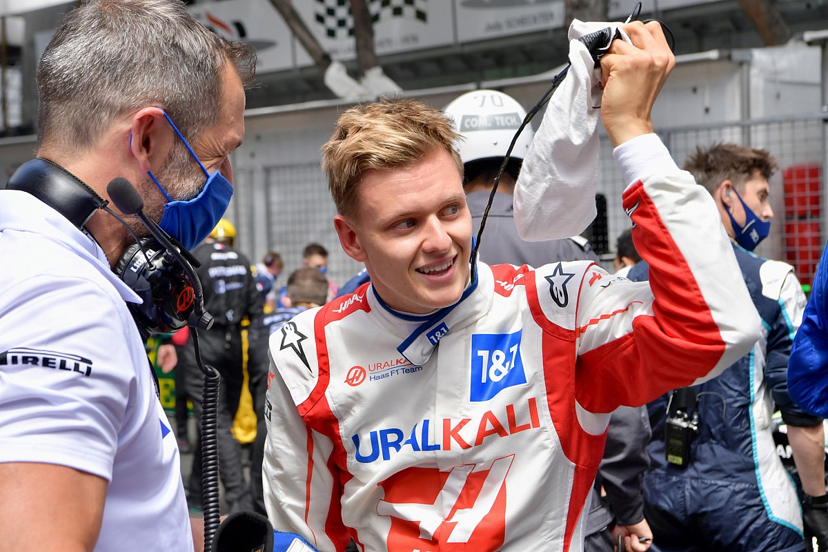 Schumacher Antusias Lakoni Triple-Header Pertama Musim Ini
